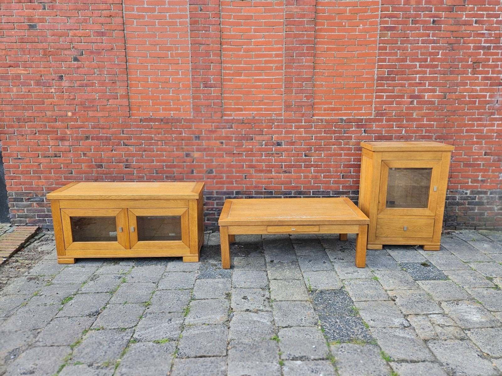 Zware meubelset: TV-meubel, salontafel, kastje, Ophalen, Gebruikt
