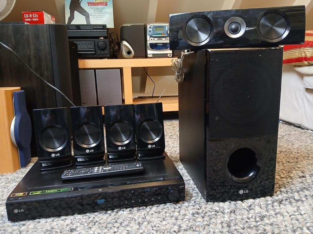 LG dvd-surround set - heel goed geluid!, Gebruikt, 5.1-systeem, Dvd-speler, 40 tot 70 watt
