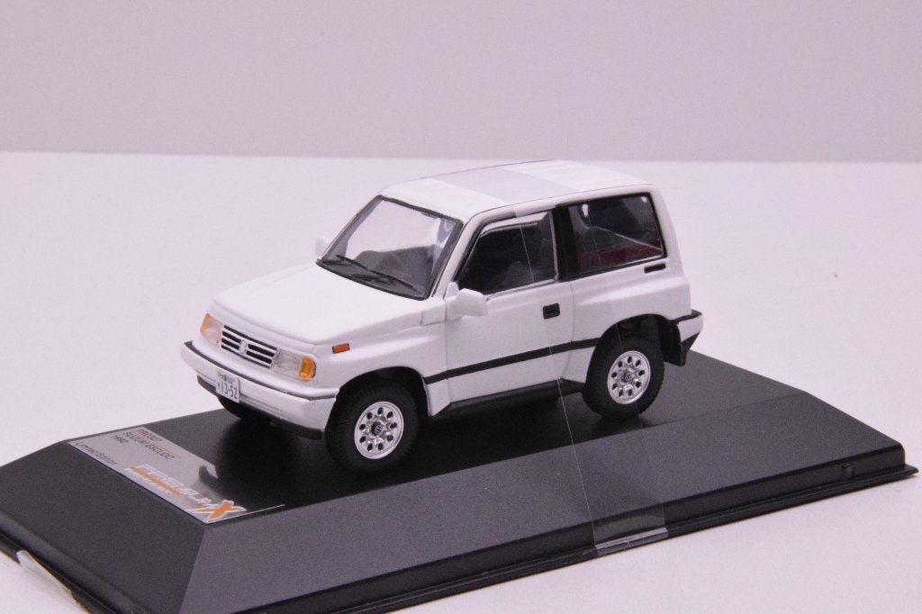 Suzuki Escudo  '' Premium X '', Ophalen of Verzenden, Zo goed als nieuw, Auto, Overige merken