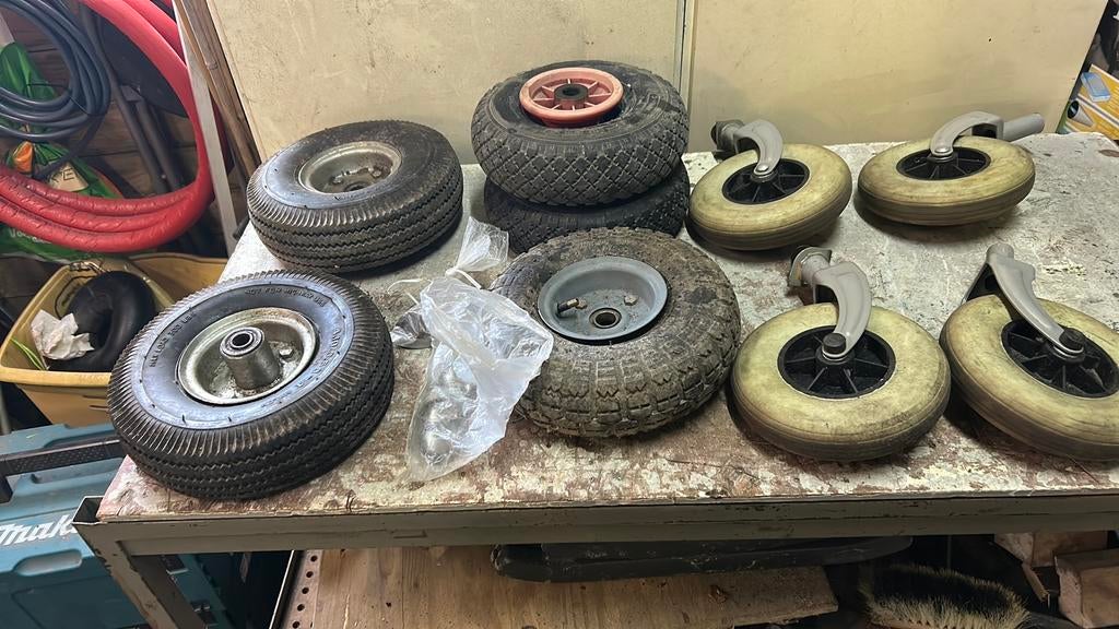 Steekwagen wiel ( Diverse ), 60 tot 80 liter, Ophalen of Verzenden, Zo goed als nieuw, Steekwagen