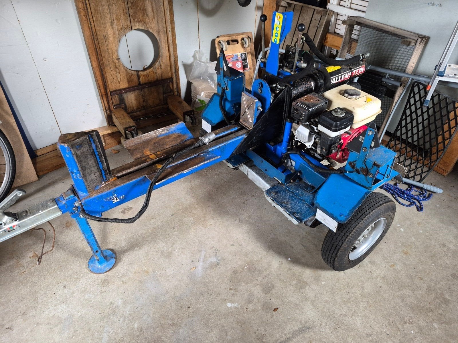 Wallenstein WX530 20tons kloofmachine op euro 95, Ophalen of Verzenden, Liggend
