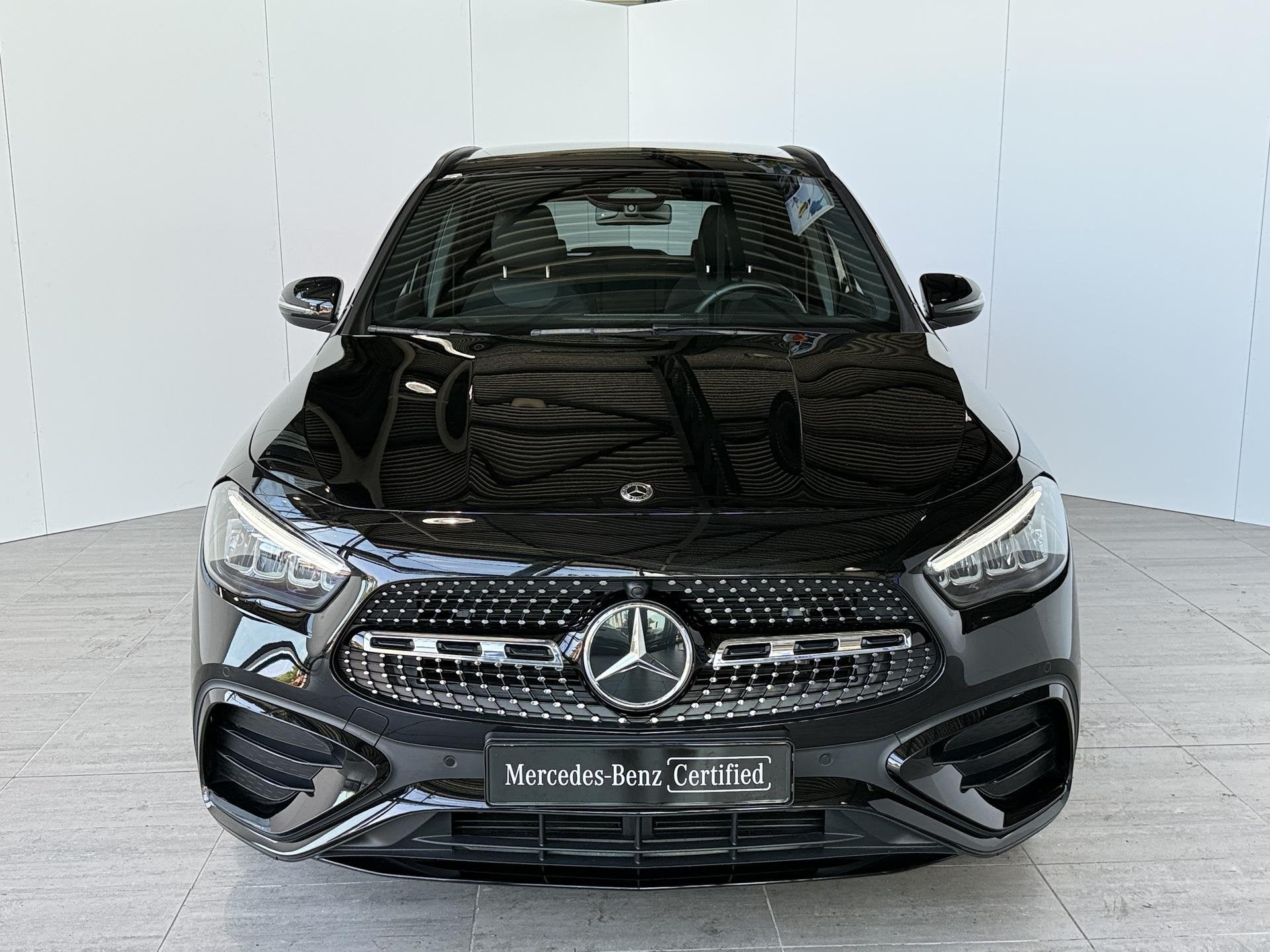 Mercedes-Benz GLA-klasse 180 AMG Line | Panoramaschuifdak |, Auto's, Dealer onderhouden, Gebruikt, 4 cilinders, Origineel Nederlands