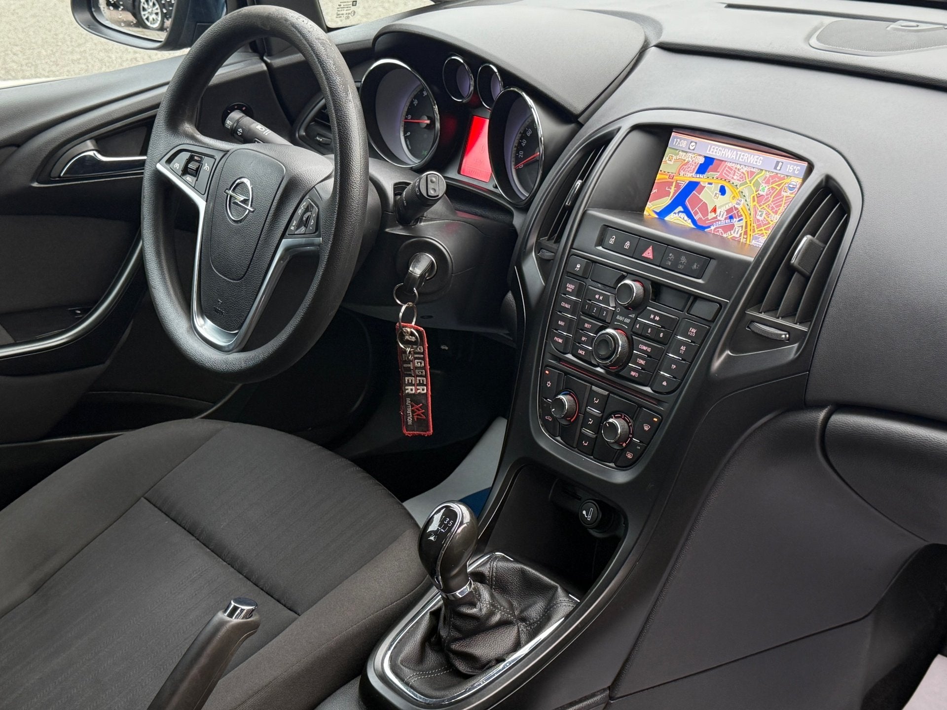 Opel Astra Sports Tourer 1.4 Business Edition - NAVI - CRUIS, Voorwielaandrijving, Euro 5, Gebruikt, 4 cilinders