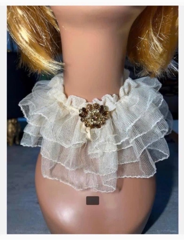 Gratis antieke broche bij mooie elegante kraag, Ophalen of Verzenden