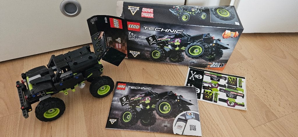 Grave digger technisch lego monstertruck, Compleet, Lego, Ophalen of Verzenden, Zo goed als nieuw