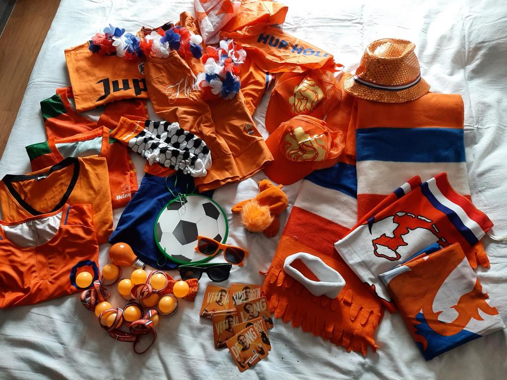 Party "voetbal oranje spullen" ca. 40 artikelen, Ophalen, Zo goed als nieuw, Overige binnenlandse clubs, Shirt