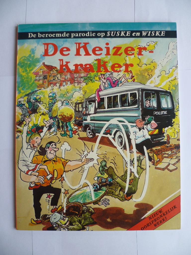 SUSKE EN WISKE PARODIE UITGAVE"DE KEIZERKRAKER"UIT 1982, Boeken, Stripboeken, Zo goed als nieuw, Eén stripboek, Ophalen of Verzenden