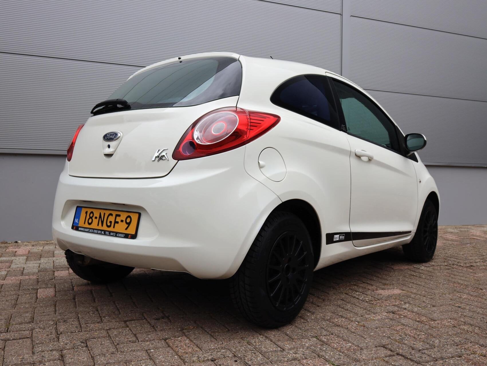Ford Ka 1.2 Cool&Sound (Vol-Opties!) NL-auto, Voorwielaandrijving, Stof, Gebruikt, 4 cilinders