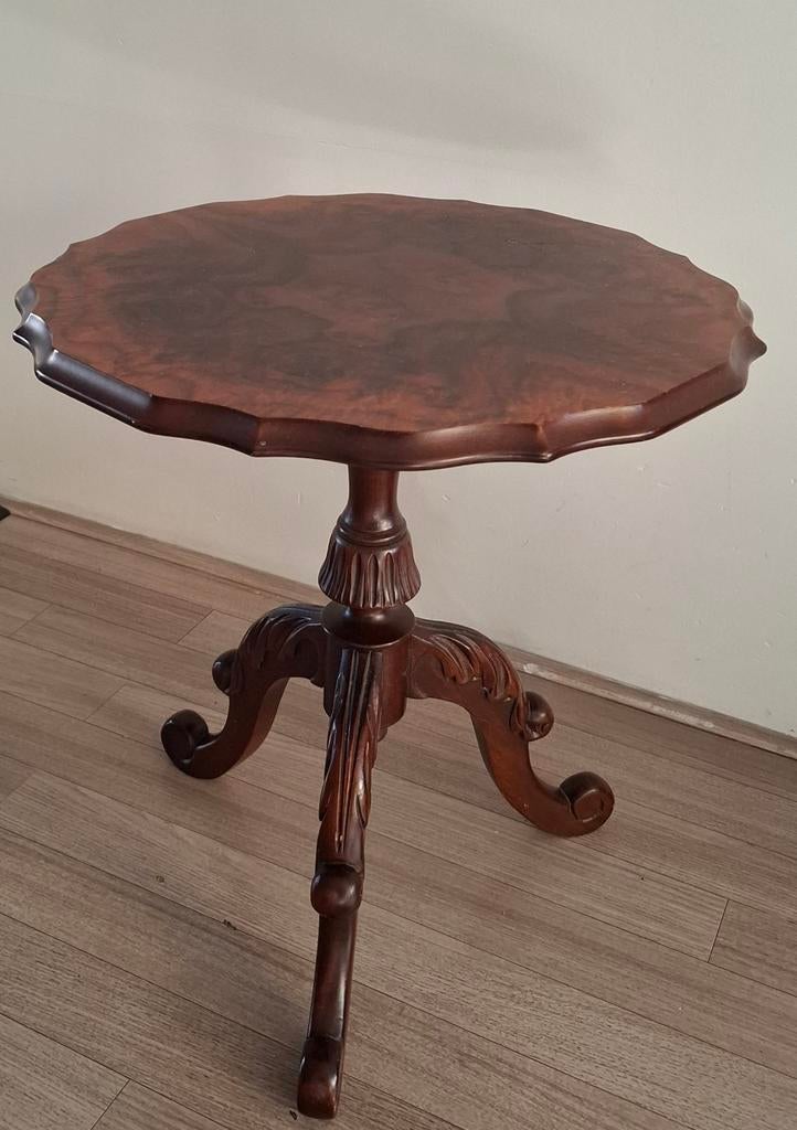 Bijzettafel notenhout antiek, Antiek en Kunst, Antiek | Meubels | Tafels, Ophalen