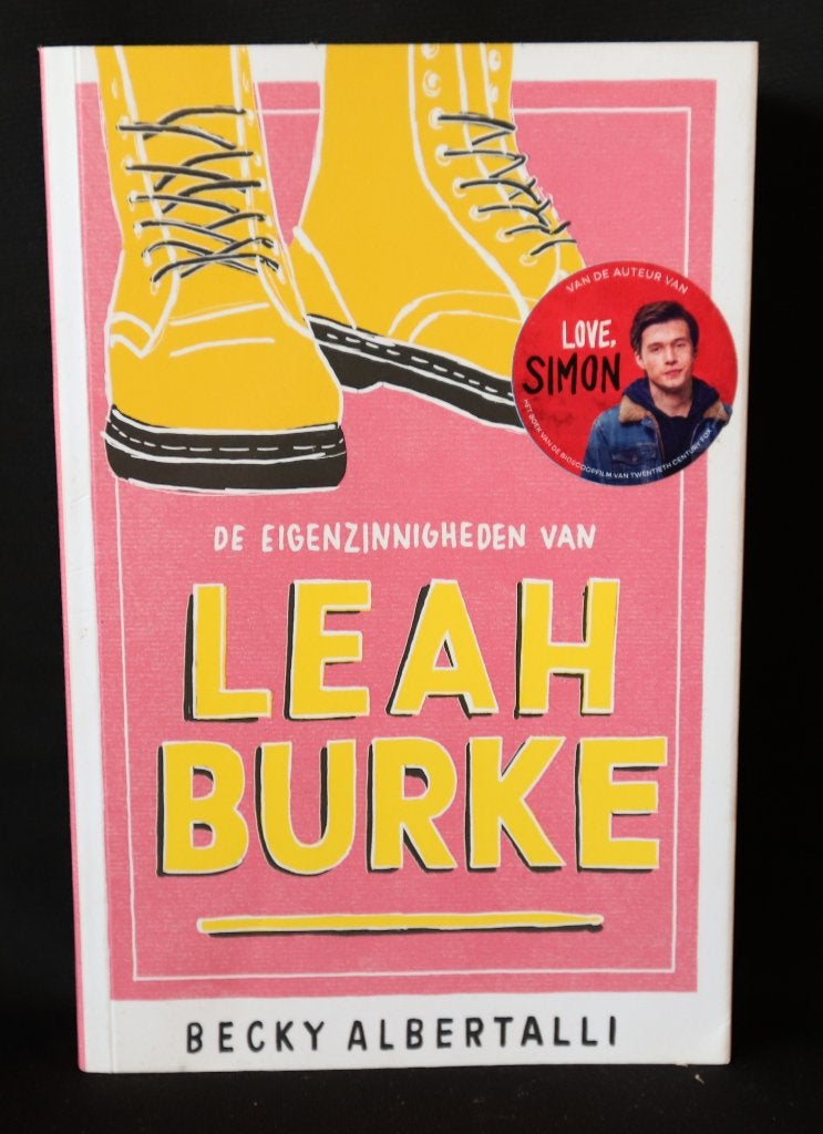 Becky Albertalli  De eigenzinnigheden van Leah Burke., Ophalen of Verzenden, Gelezen, Becky Albertalli
