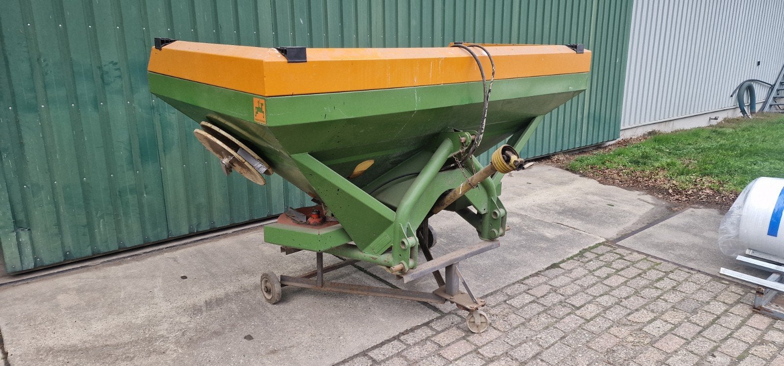 kunsmest strooier Amazone ZA-U, Zakelijke goederen, Ophalen, Gewasbescherming en Bemesting
