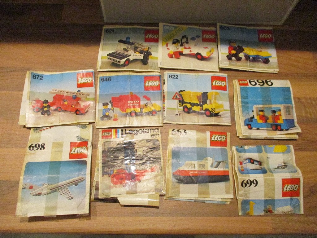 11 setjes lego met boekje s, Kinderen en Baby's, Speelgoed | Duplo en Lego, Ophalen of Verzenden, Gebruikt, Grondplaat, Lego