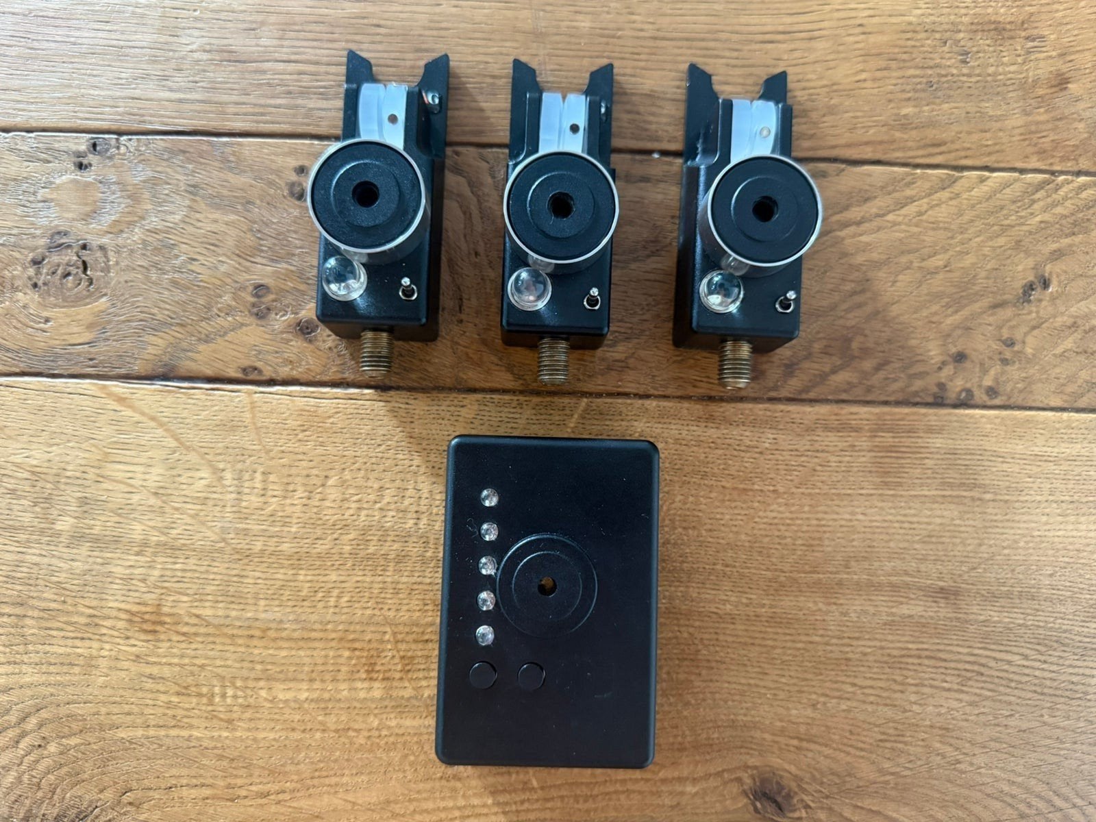 STEVE NEVILLE /JAG BEETMELDERS MET RECEIVER RAINBOW LEDS, Ophalen of Verzenden, Overige typen