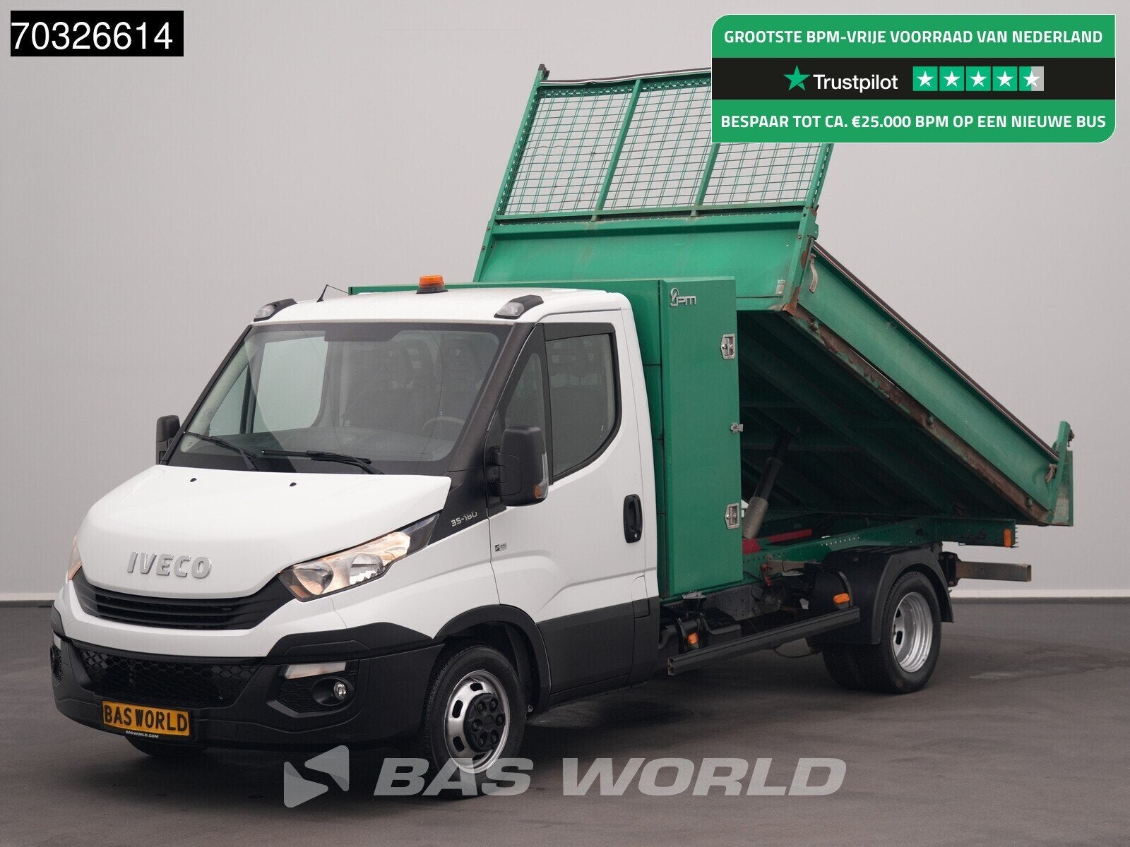 Iveco Daily 35C18 3.0L Kipper met Kist Dubbellucht 3,5t Trek, Auto's, Bestelauto's, Stof, Gebruikt, Euro 6, 4 cilinders