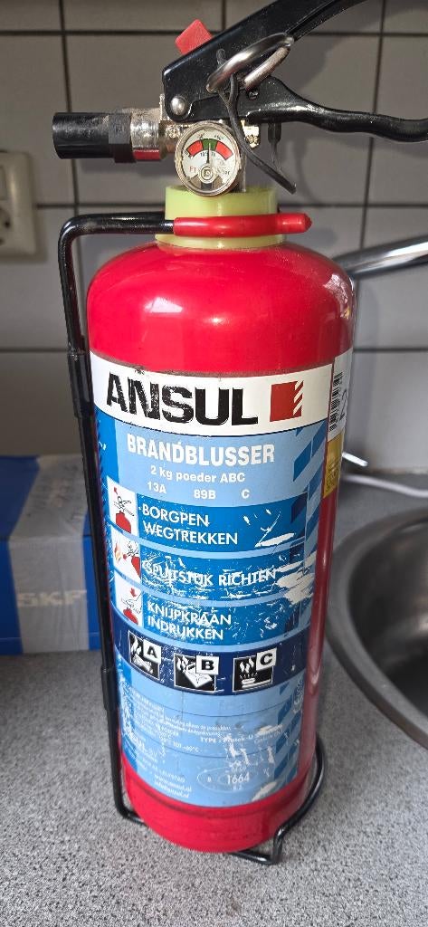 2 kilo brandblusser voor auto's oldtimer of camper, Ophalen