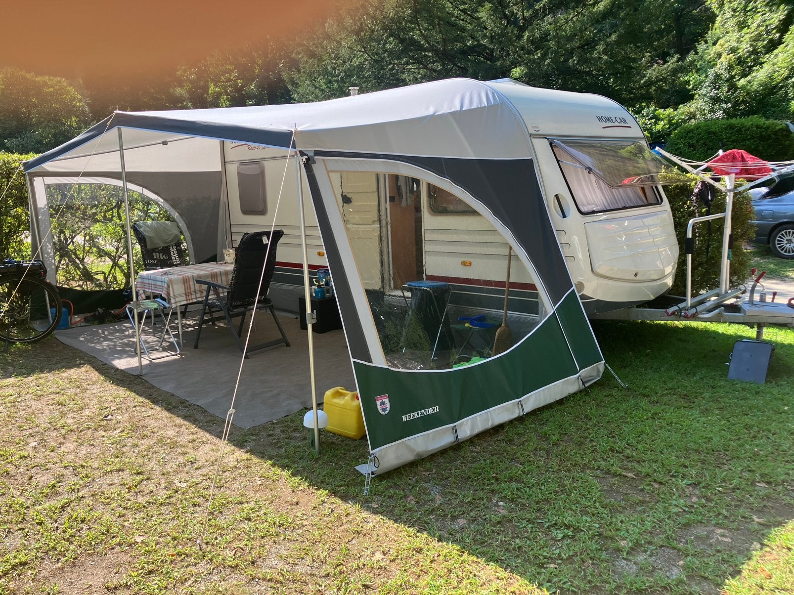 Home-Car racer 45 spirit 2002, Caravans en Kamperen, Caravans, Home-car, Kachel, Rondzit, Frans bed