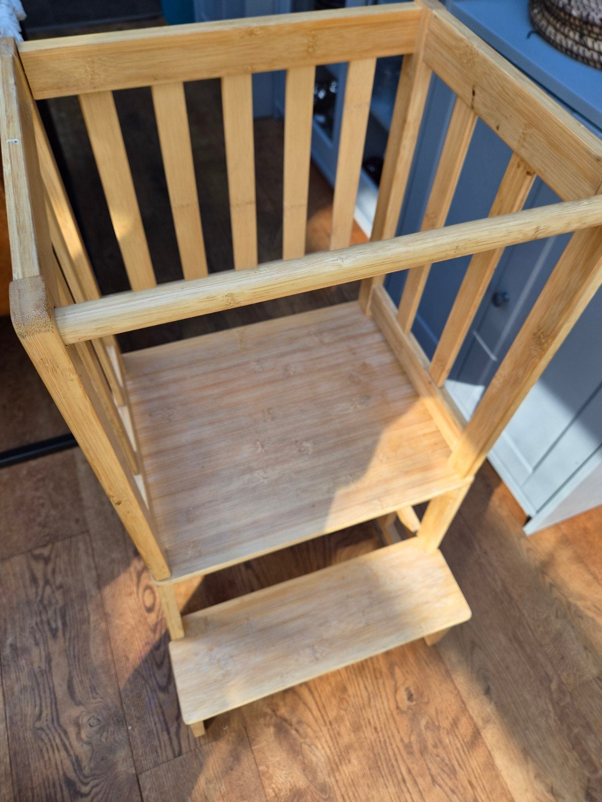 Cosyland Learning Tower - Goede Staat, Kinderen en Baby's, Kinderstoelen, Ophalen, Gebruikt, Overige typen