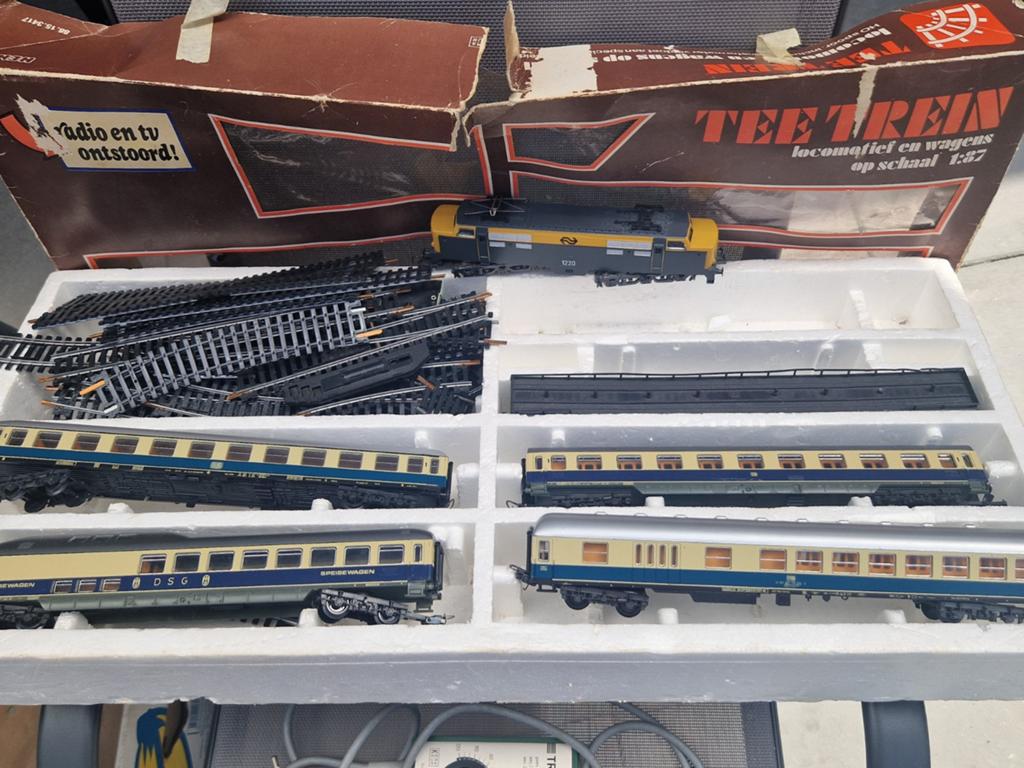 Lima Treinset NS 1220 met wagons en rails - Werking onbekend, Gelijkstroom, Analoog, Ophalen of Verzenden, Lima