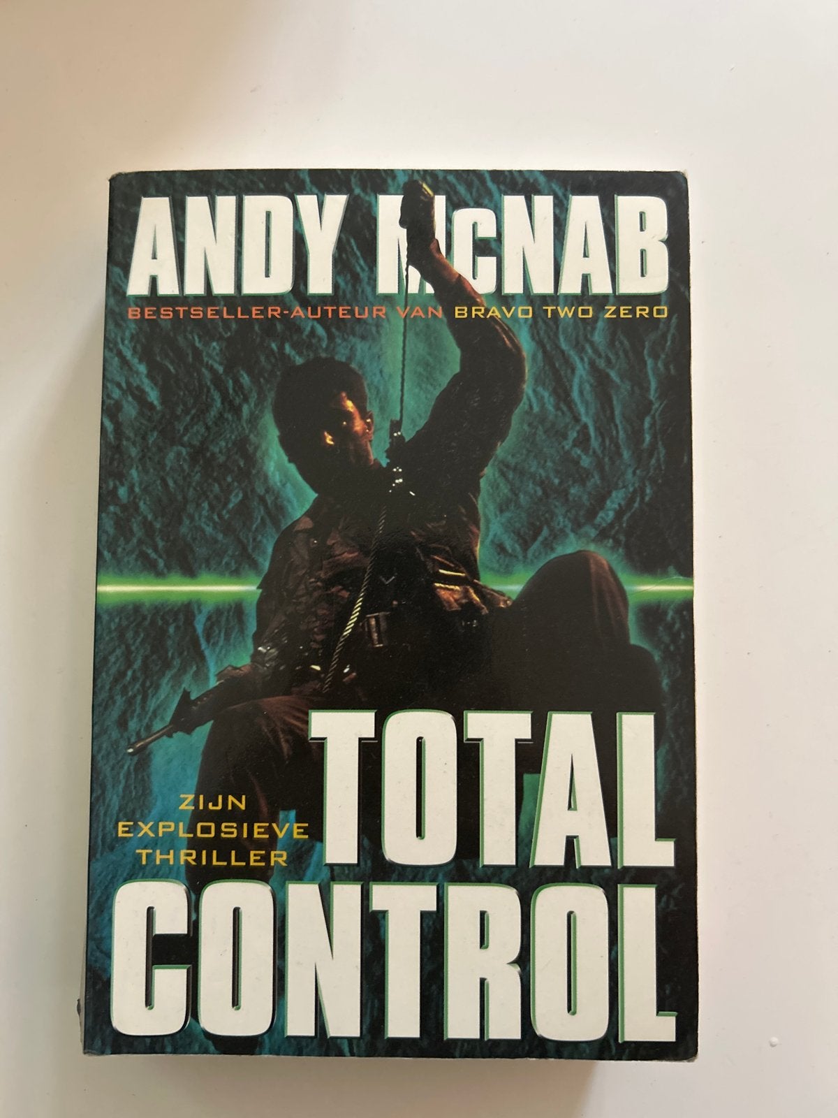 Total Control - Andy McNab (Thriller), Ophalen of Verzenden, Gelezen, Europa overig