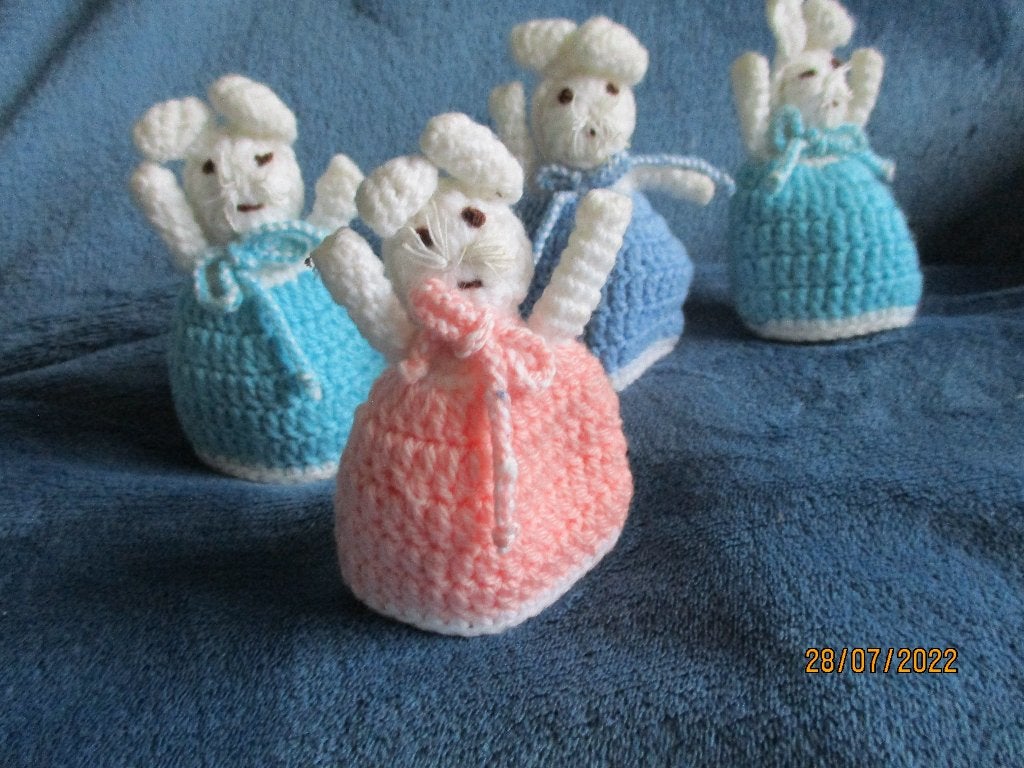 4 Gehaakte eierwarmers  (haasjes), Overige kleuren, Overige typen, Nieuw, Overige materialen