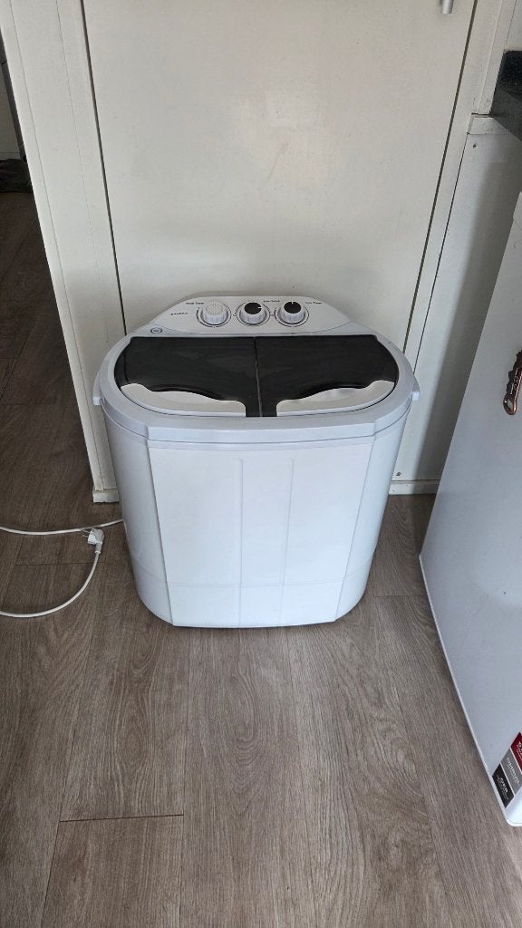 Salora WMR3700TWIN, Ophalen, Zo goed als nieuw, Minder dan 1200 toeren, Minder dan 85 cm