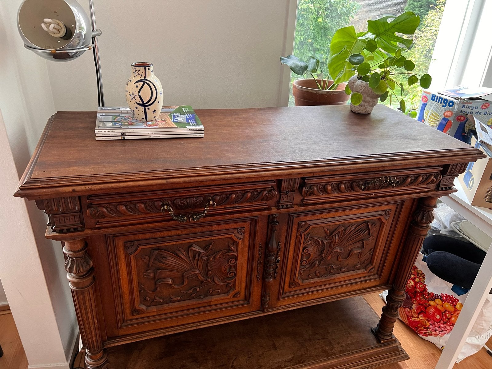 Antieke houten kast met mooi houtsnijwerk, Antiek en Kunst, Antiek | Meubels | Kasten, Ophalen