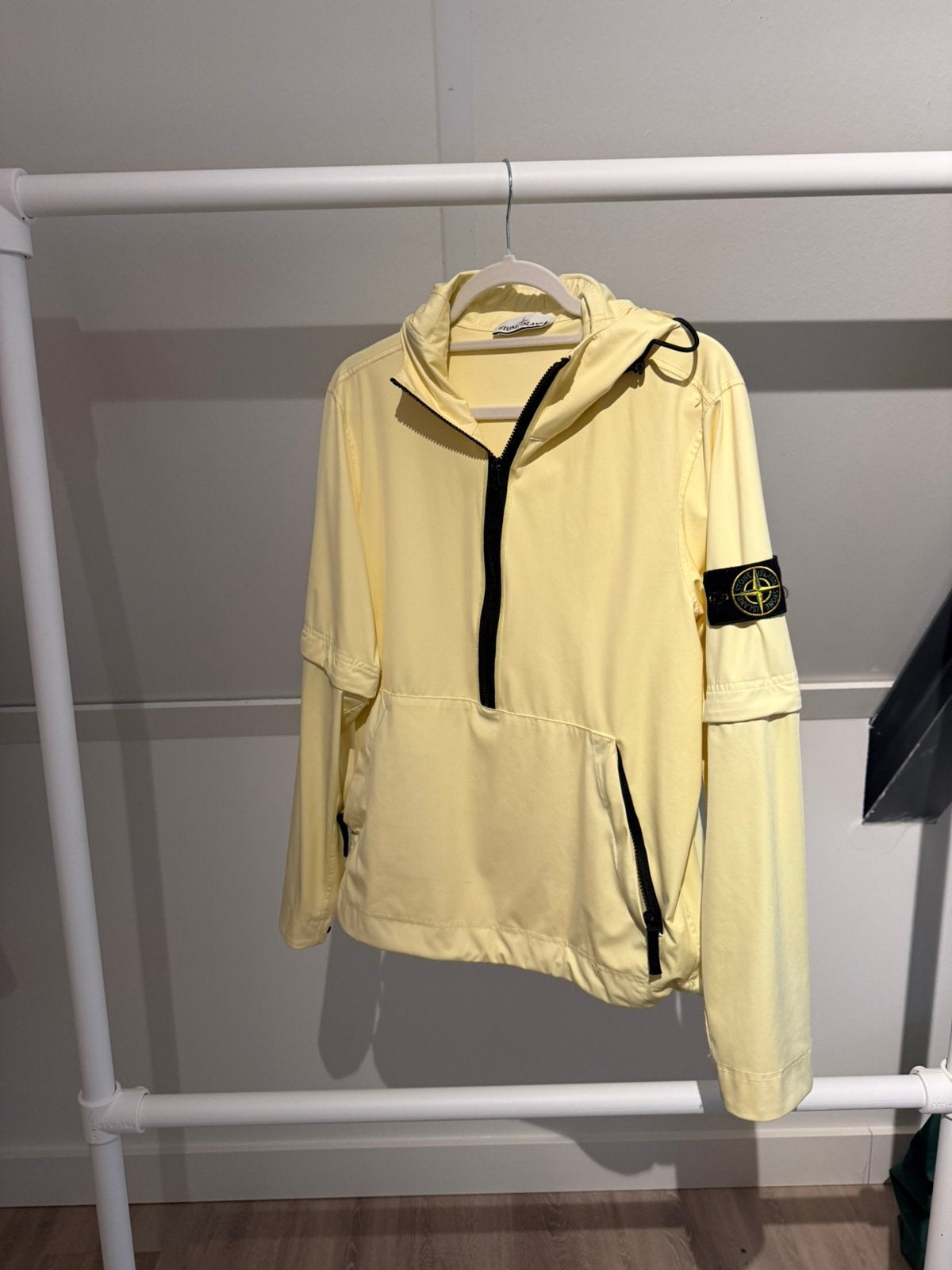 Stone Island jack, Ophalen of Verzenden, Zo goed als nieuw, Geel