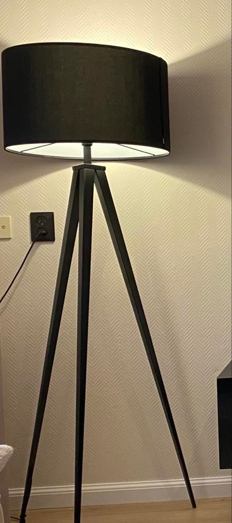 Zuiver tripod zwart vloerlamp, Huis en Inrichting, Ophalen, Gebruikt, Metaal, 150 tot 200 cm