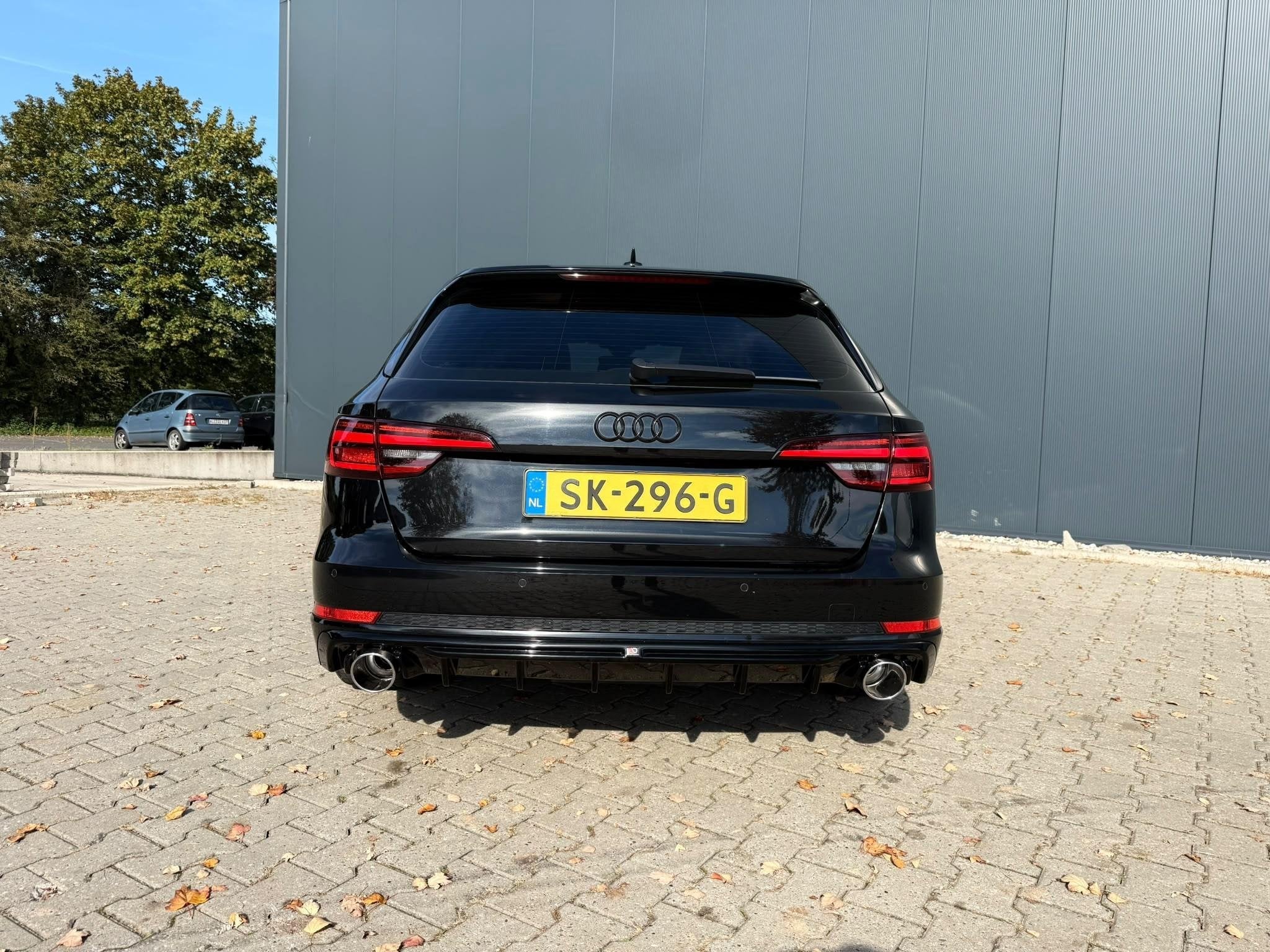 Foto 8 van Audi A4 Avant 1.4 TFSI Sport S line edition navi / 19 inch l