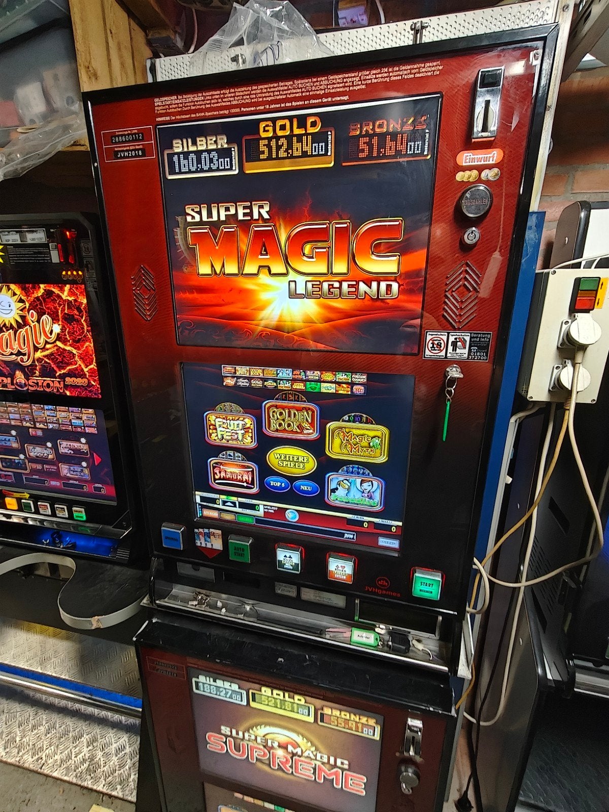 JVH "wand" gokkast met 20 leuke spellen. Zelfs poker!, Euro, Ophalen of Verzenden, Zo goed als nieuw, Met sleutels