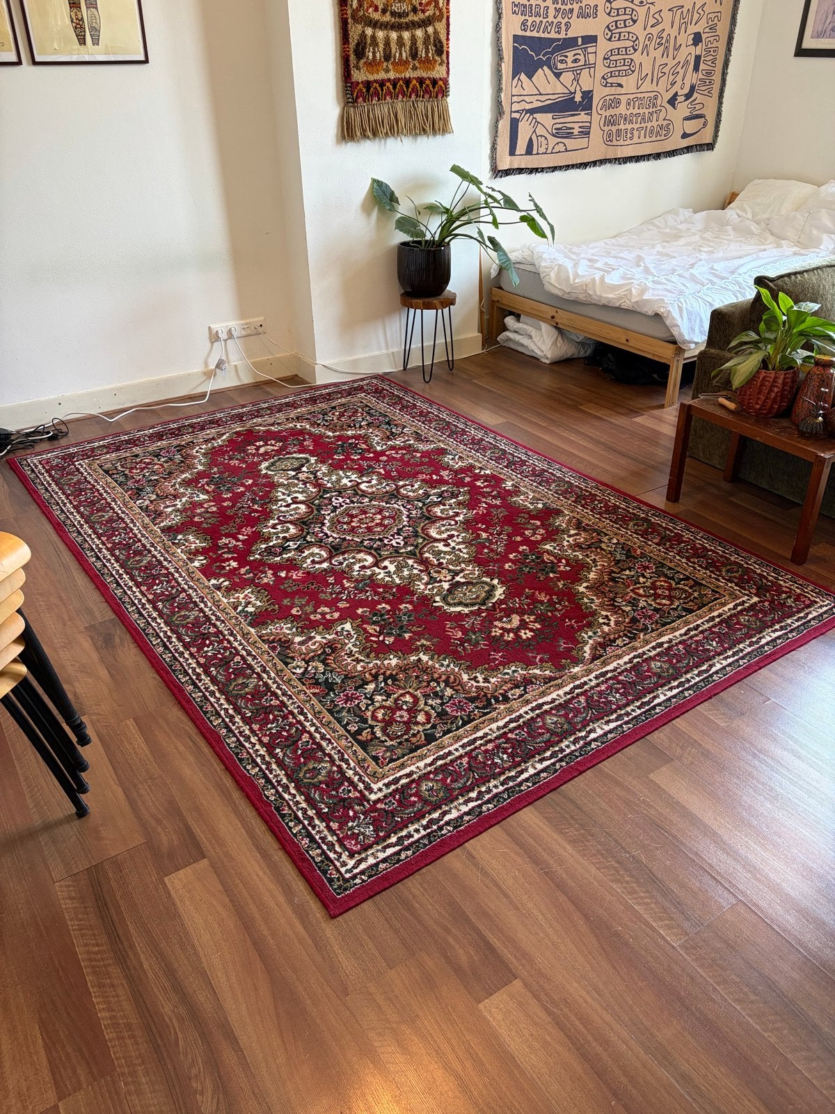 Klassiek rood vloerkleed 190x280 cm, Huis en Inrichting, Ophalen, Gebruikt, 150 tot 200 cm, 200 cm of meer