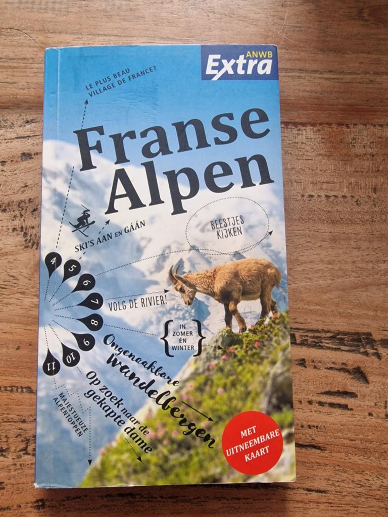 ANWB Extra Franse Alpen Reisgids met uitneembare kaart, Europa, Ophalen of Verzenden, Zo goed als nieuw, Reisgids of -boek