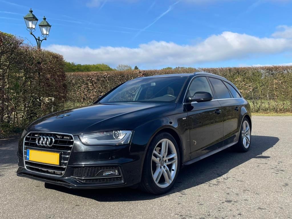Audi A4 Station S-Line   1.8 Benzine. Dealer! NAP!, Auto diversen, Schadeauto's, Zwart, Stationwagon, Audi, Benzine