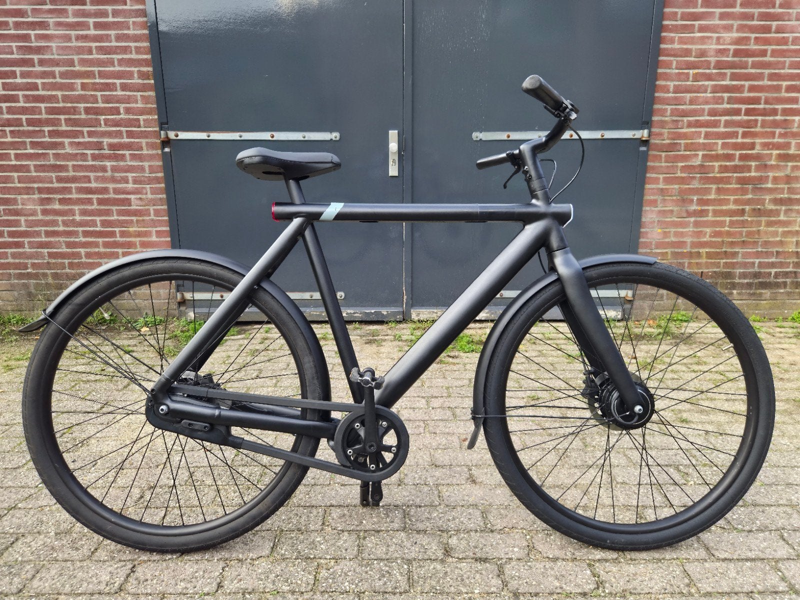 VanMoof S3 zwart- Grondig vernieuwd, zeer nette staat! €850, Fietsen en Brommers, Versnellingen, Zo goed als nieuw, 61 tot 65 cm
