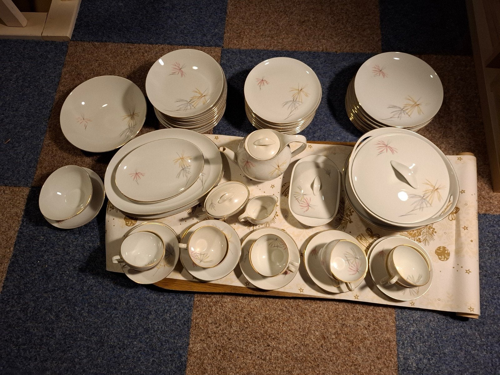 Eschenbach Servies - Gebruikt, Mooi en Heel, Ophalen, Gebruikt, Overige stijlen, Porselein