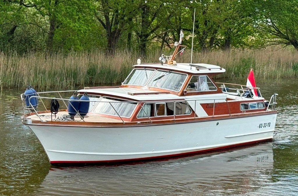 Foto 10 van Storebro 34 Royal Cruiser
