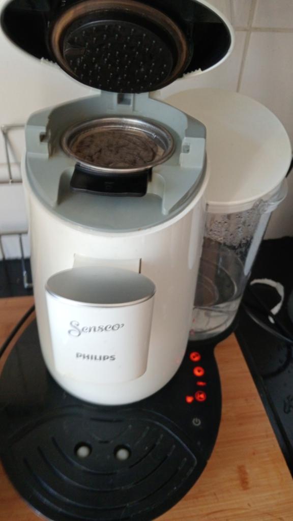 Philips Senseo moderne Koffiezetapparaat - Wit, Gebruikt, Koffiemachine, Ophalen of Verzenden, 2 tot 4 kopjes