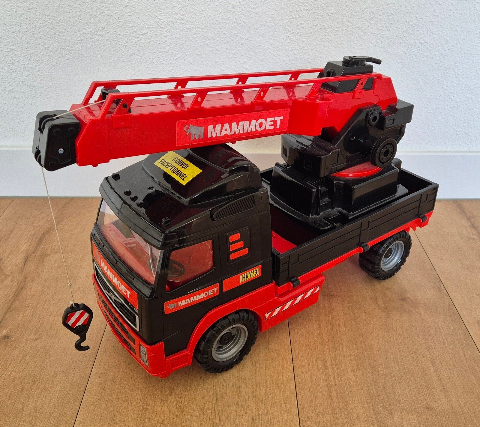 Grote takelwagen rood zwart, Ophalen, Gebruikt