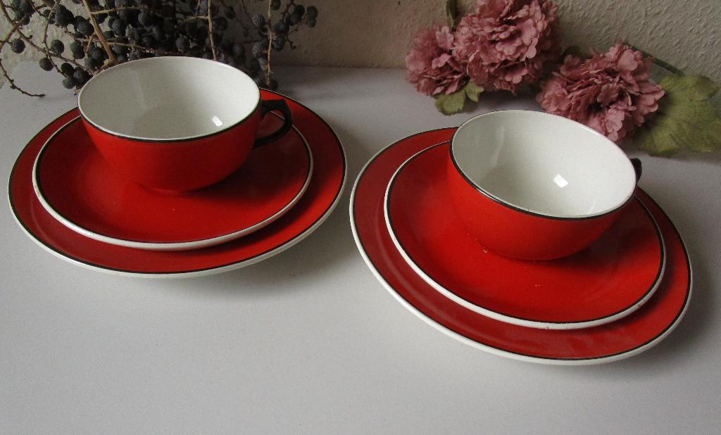 Ontbijtsets & spoelkommen, Antiek en Kunst, Antiek | Servies los, Ophalen of Verzenden