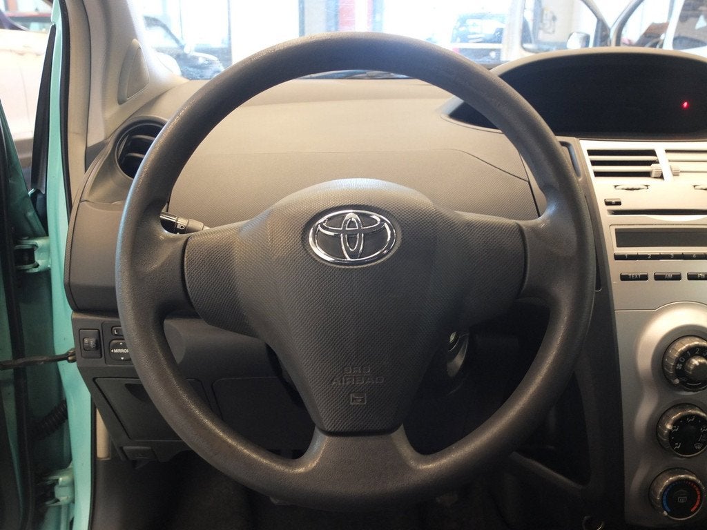 Toyota Yaris 1.0 Idols | 86.086 KM | Unieke kleur | Zeer net, Voorwielaandrijving, Stof, Gebruikt, Blauw