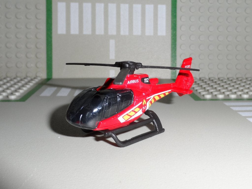 Majorette - Airbus H130 - Brandweer Helicopter - 1:64, Hobby en Vrije tijd, Modelauto's | Overige schalen, Ophalen of Verzenden