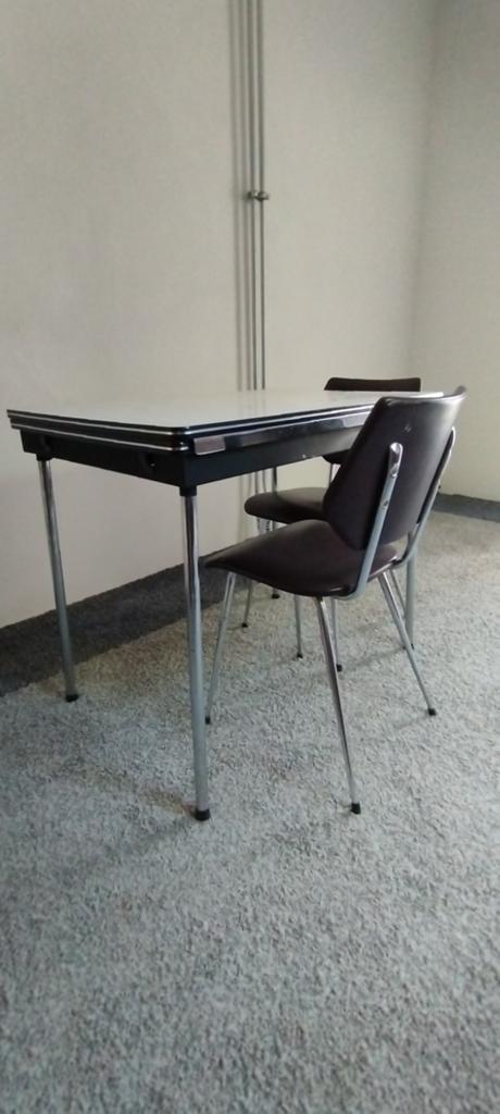 Vintage witte formica tafel, Ophalen, Zo goed als nieuw, 65 cm of meer, 70 cm of meer