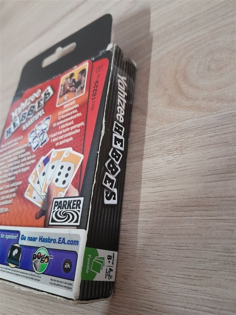 Yahtzee hebbes kaartspel - s3642, Hobby en Vrije tijd, Gezelschapsspellen | Bordspellen, Verzenden, Zo goed als nieuw