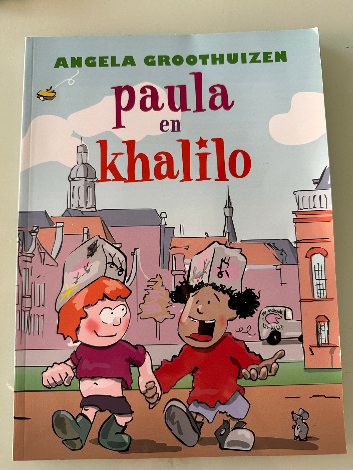 Paula en Khalilo - Angela Groothuizen (Kinderboek), Ophalen of Verzenden, Nieuw, Fictie algemeen