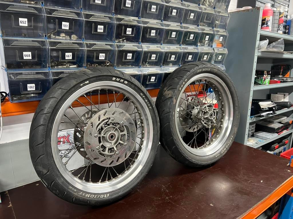 Derbi drd limited edition velgenset dubbele schijf spaakvelg, Ophalen, Gebruikt, Derbi, Overige typen