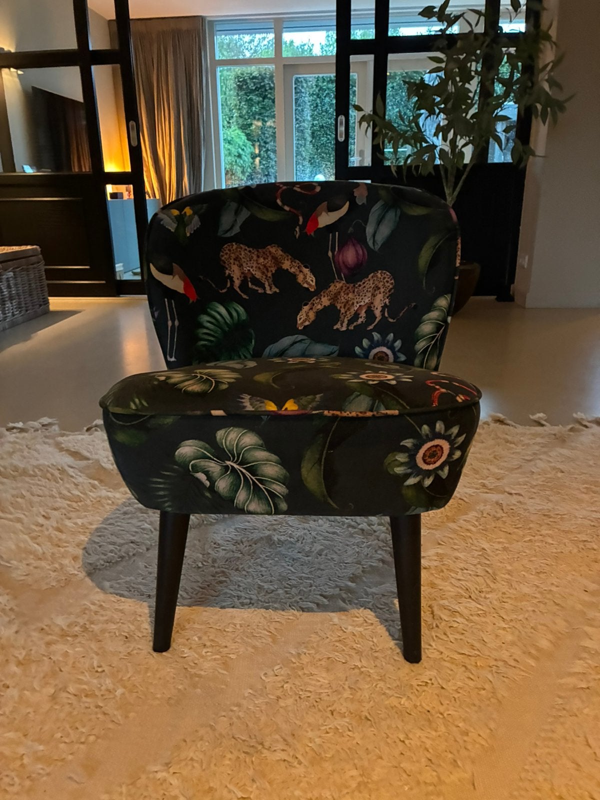 Sissy-Boy fauteuil jungle velvet – als nieuw, Huis en Inrichting, Ophalen of Verzenden, Zo goed als nieuw, 50 tot 75 cm