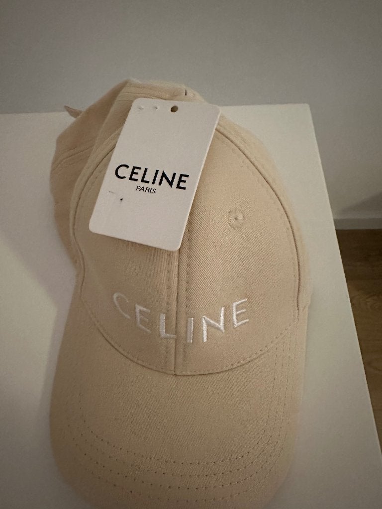 Celine pet, Ophalen of Verzenden, Zo goed als nieuw, One size fits all, Pet
