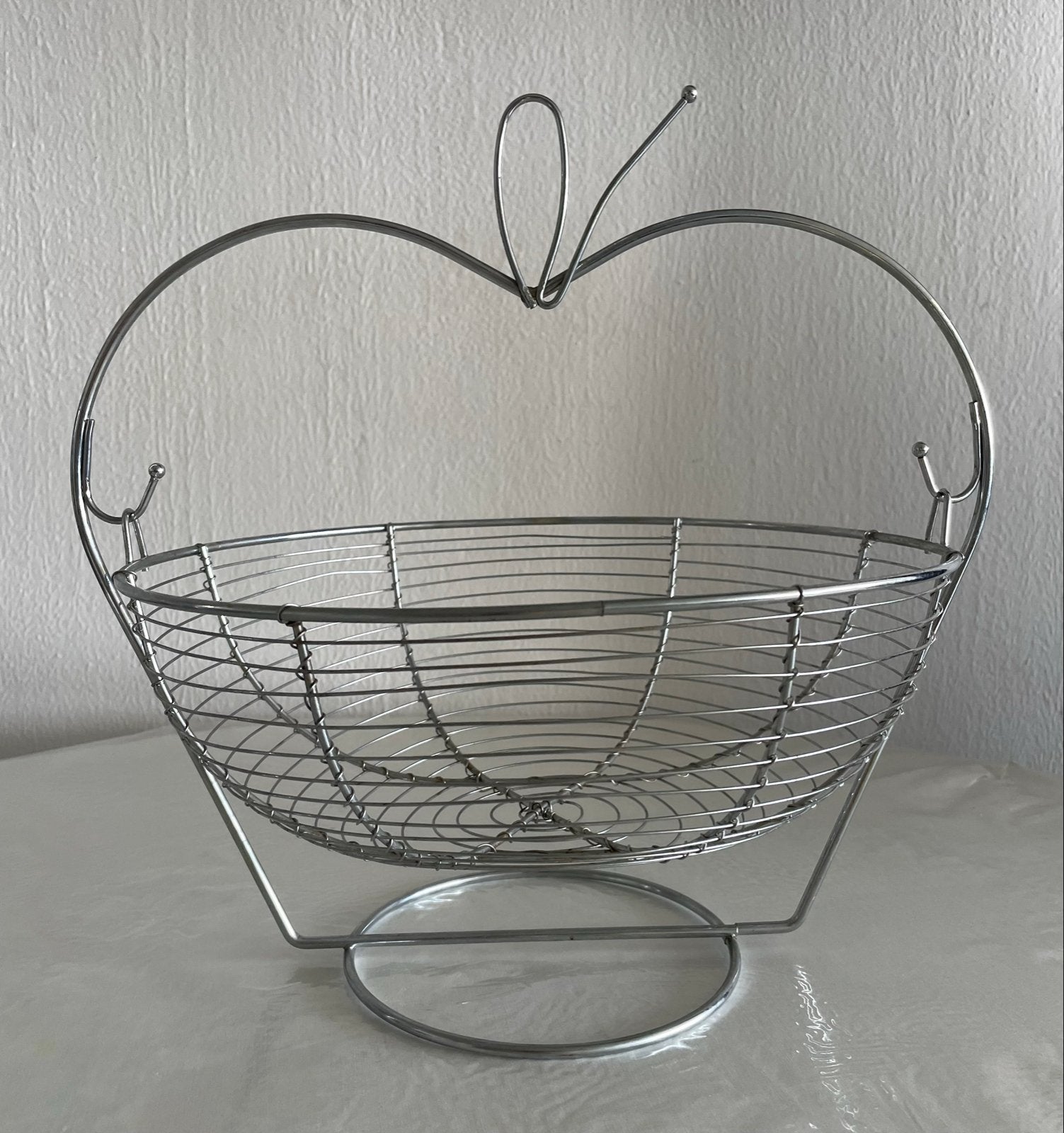 Metalen fruitschaal in appelvorm, Ophalen, Overige materialen, Gebruikt, Schaal