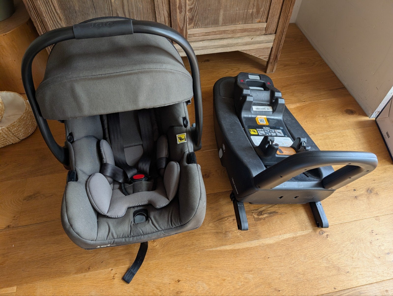 Joie Gemm autostoel met Joie i-Base, Autogordel of Isofix, Zijbescherming, Zo goed als nieuw, 0 t/m 13 kg
