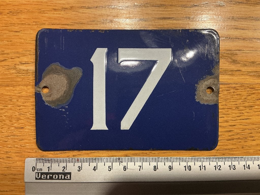 Vintage geemailleerd huisnummer plaatje nr.17 blauw, Verzenden